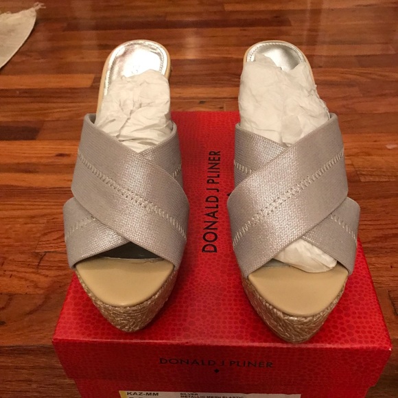 Shoes - Picture 2 of 6